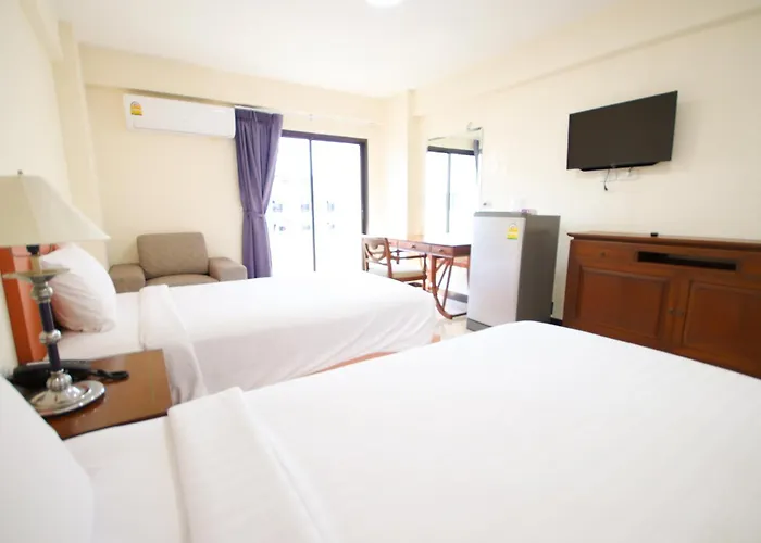 White House Bizotel Hotel Bangkok