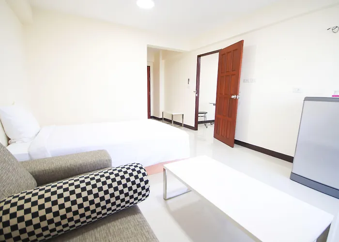 Hotel White House Bizotel Bangkok