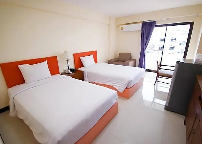 White House Bizotel Hotel Bangkok