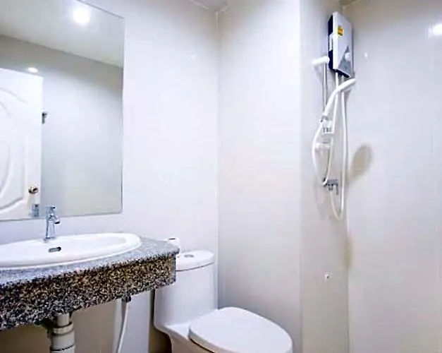 Hotel White House Bizotel 2*